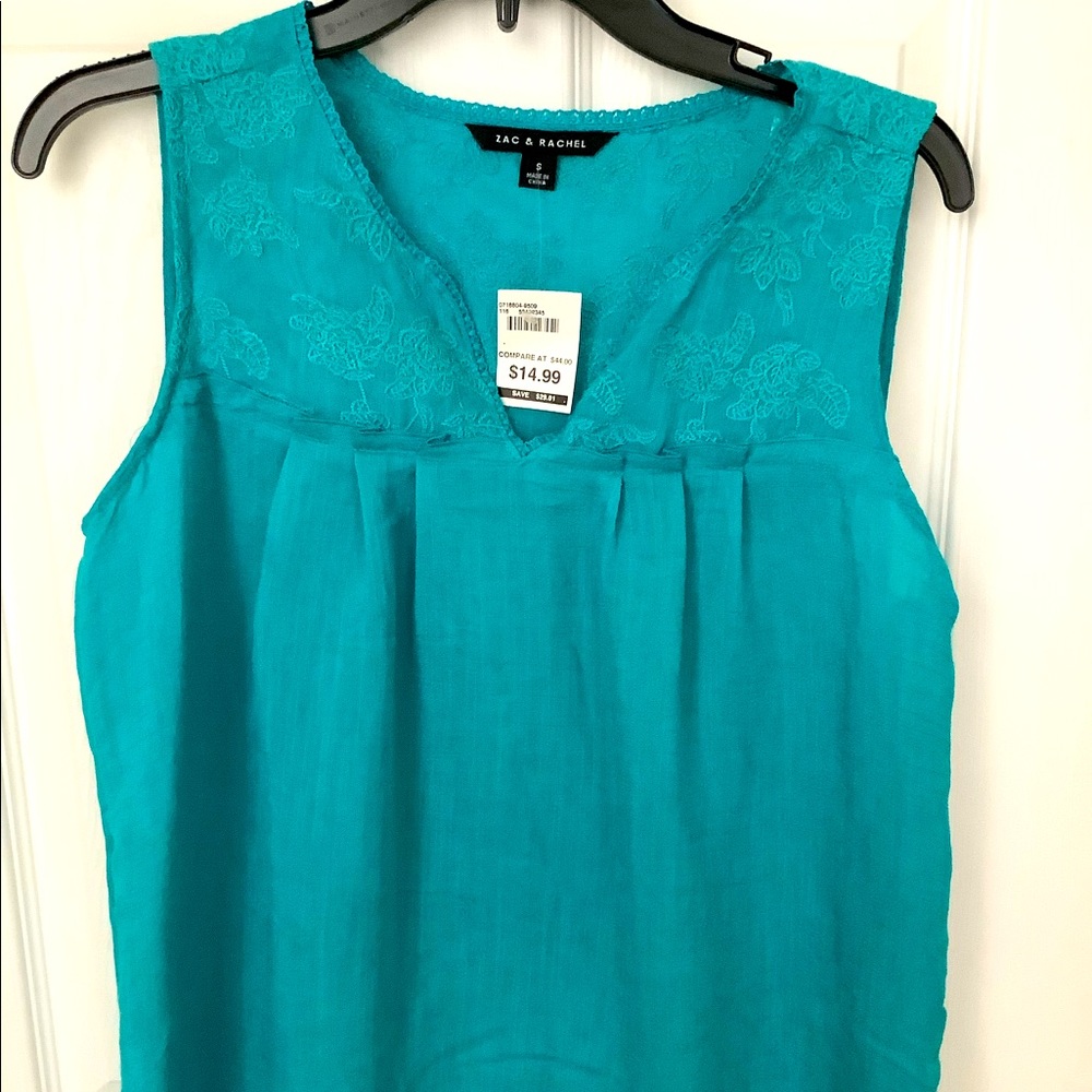 Sleeveless Top with embroidered detailing NWT